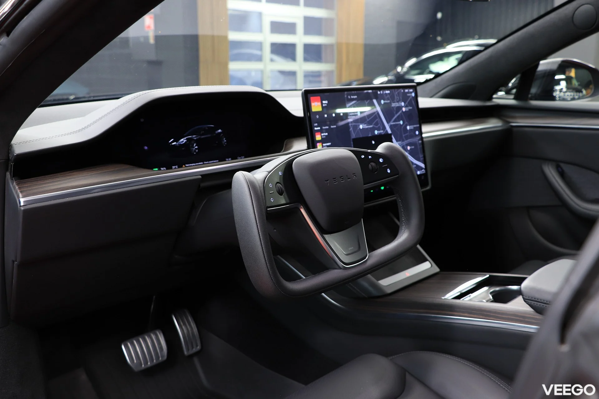 Tesla Model S 0.0 493kW