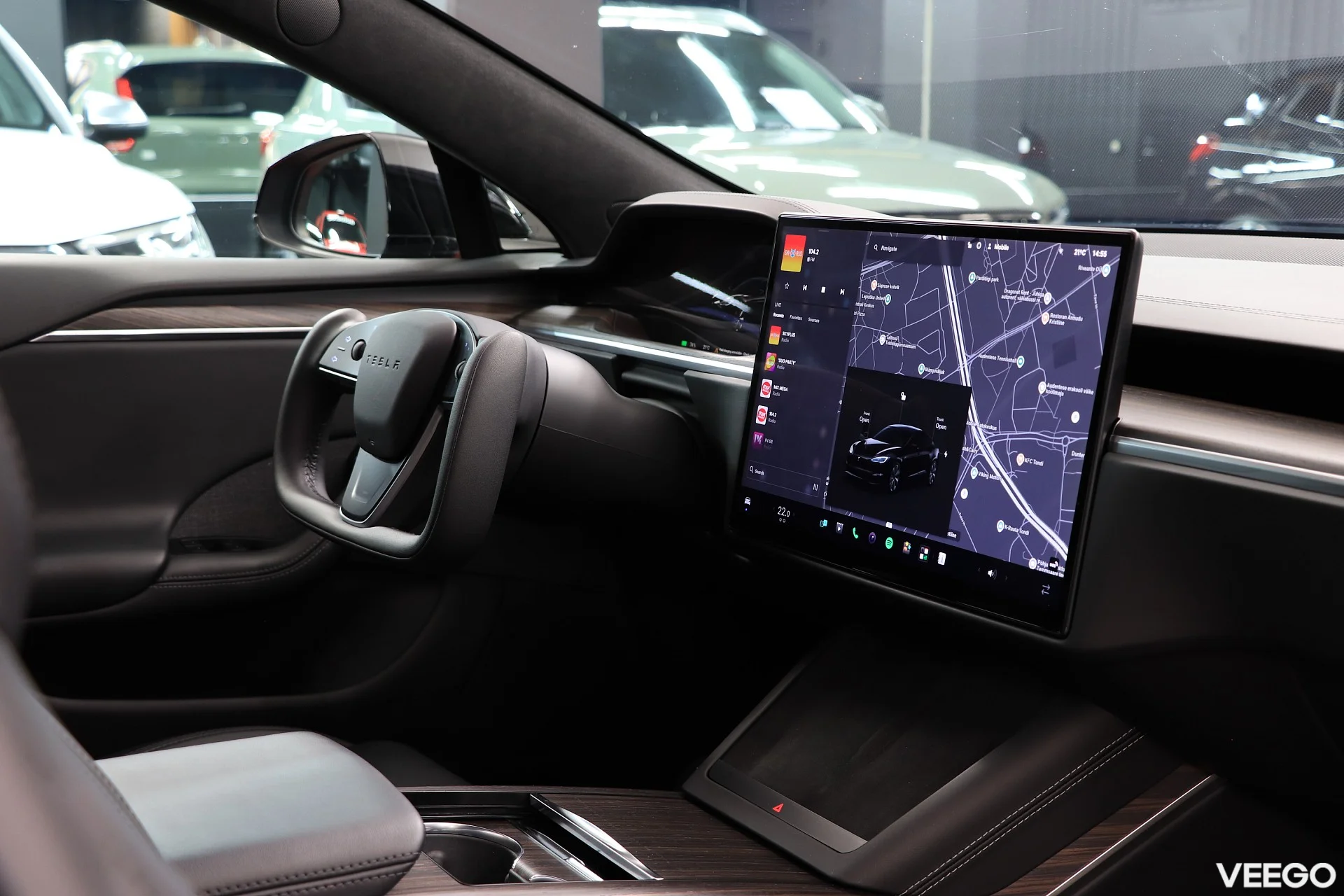 Tesla Model S 0.0 493kW