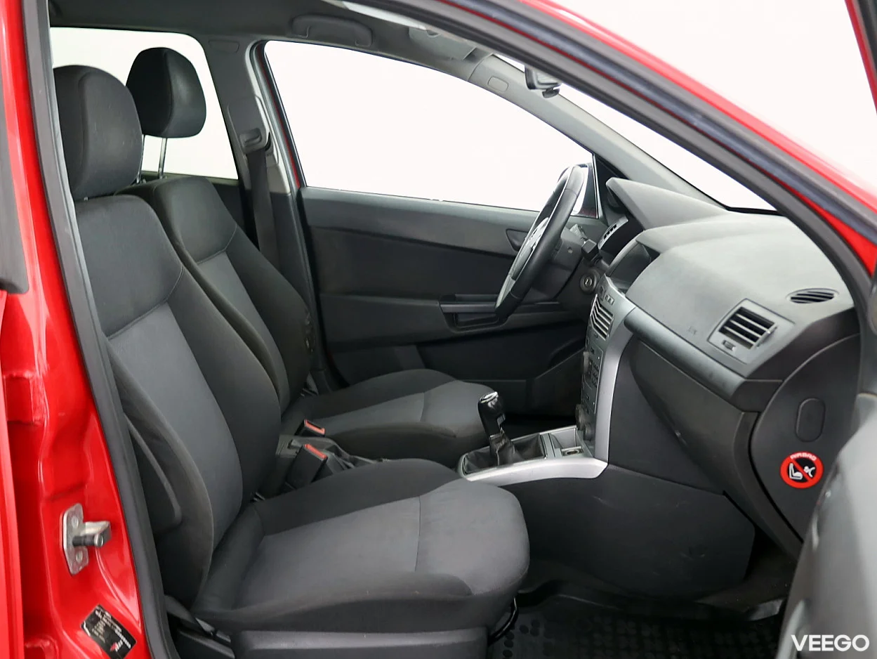 Opel Astra 1.6 85kW