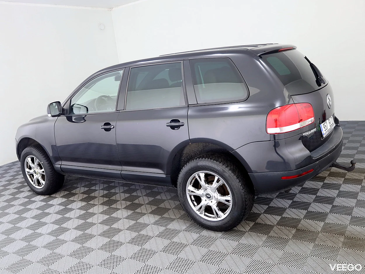 Volkswagen Touareg 2.5 129kW