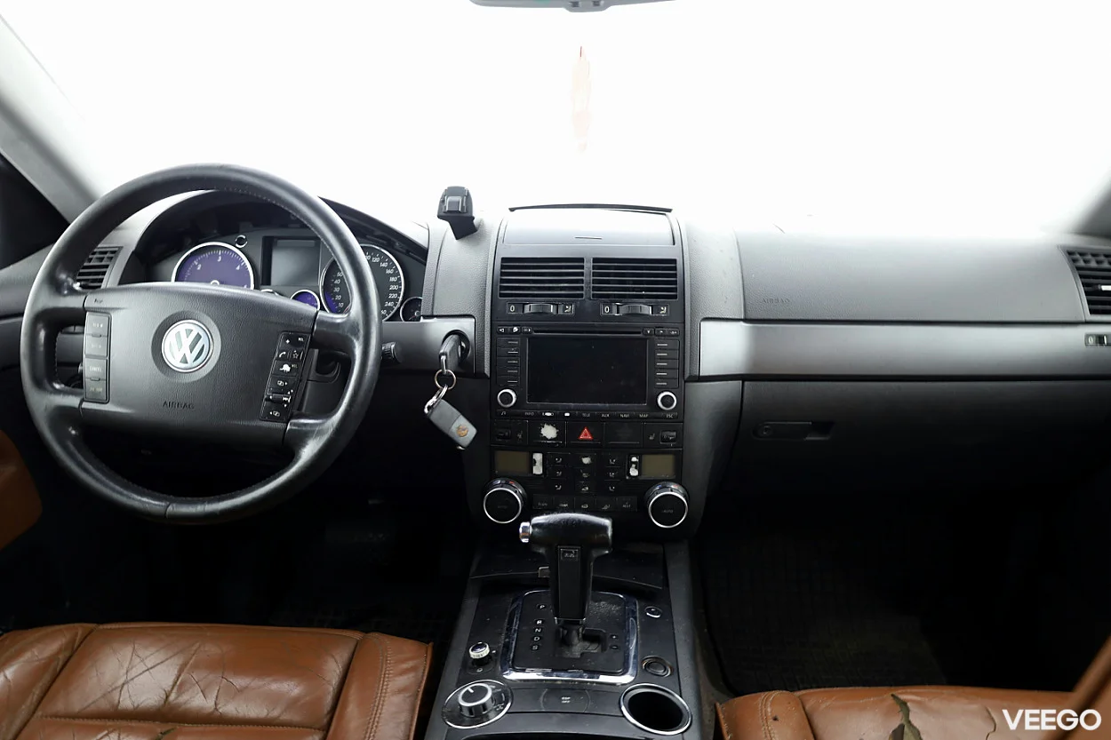 Volkswagen Touareg 2.5 129kW
