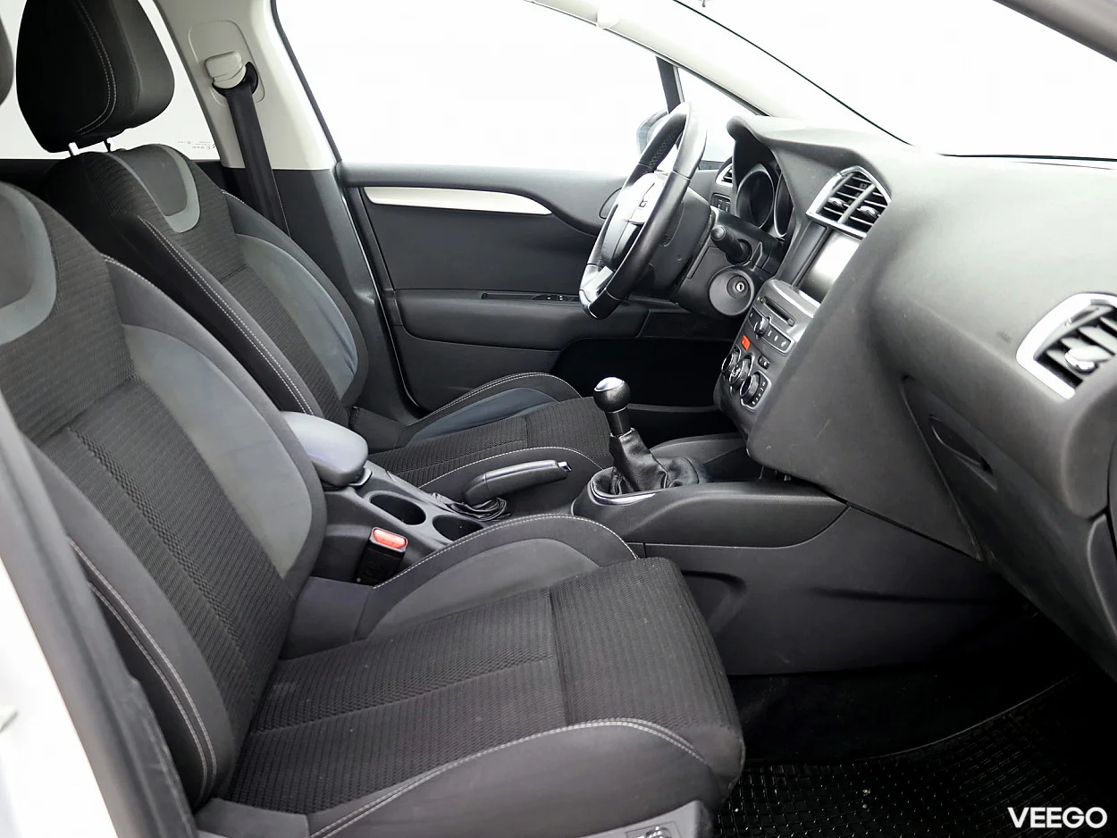 Citroen C4 1.2 81kW