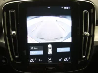 Volvo XC40 2 110kW thumbnail