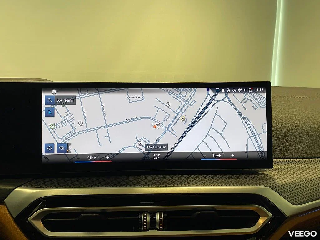 BMW i4 eDrive40 M sportstolar Parkeringsassistans Drag 0kW