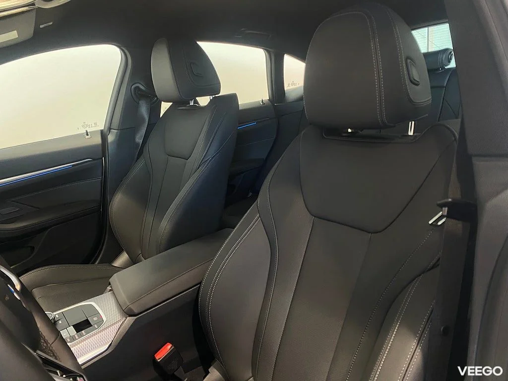 BMW i4 eDrive40 Rattvärme Driving Assistant 0kW