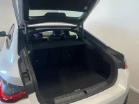 BMW i4 eDrive40 Rattvärme Driving Assistant 0kW thumbnail