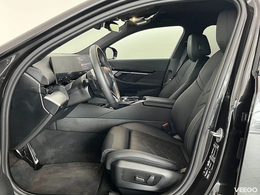 BMW 520 d xDrive Sedan M Sport Drag H/K Rattvärme Park Assist 0kW