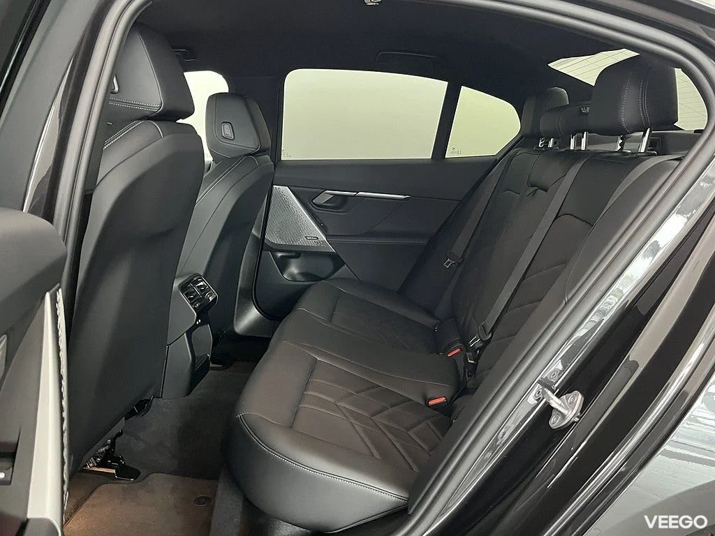 BMW 520 d xDrive Sedan M Sport Drag H/K Rattvärme Park Assist 0kW