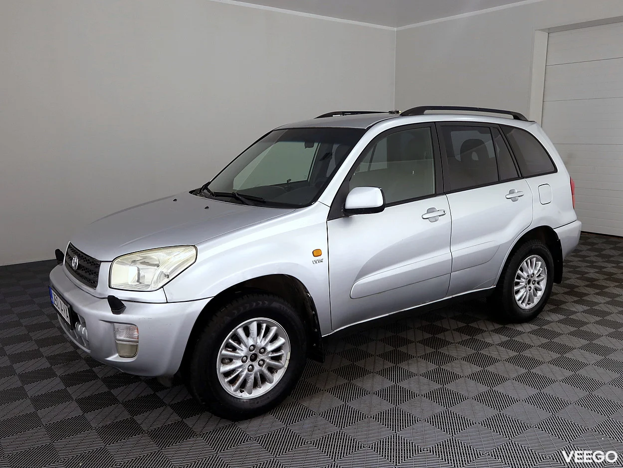 Toyota RAV4 2.0 110kW