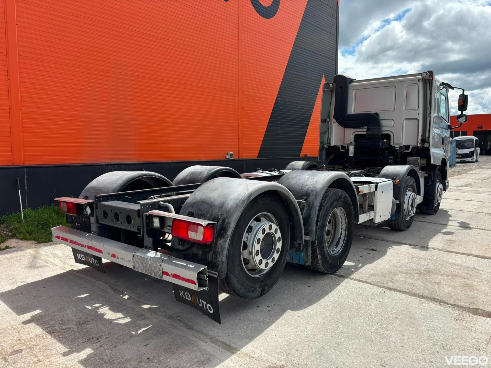 DAF CF 410 CHASSIS L=6351 mm / PTO 410kW