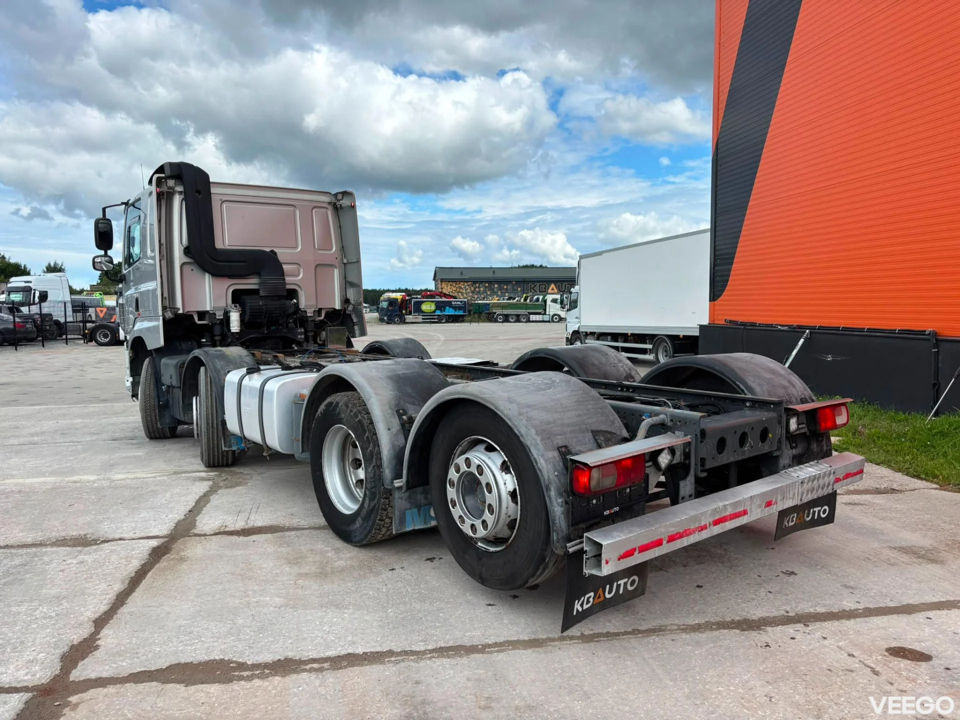 DAF CF 410 CHASSIS L=6351 mm / PTO 410kW