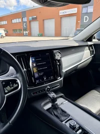 Volvo S90 2.0 173kW thumbnail