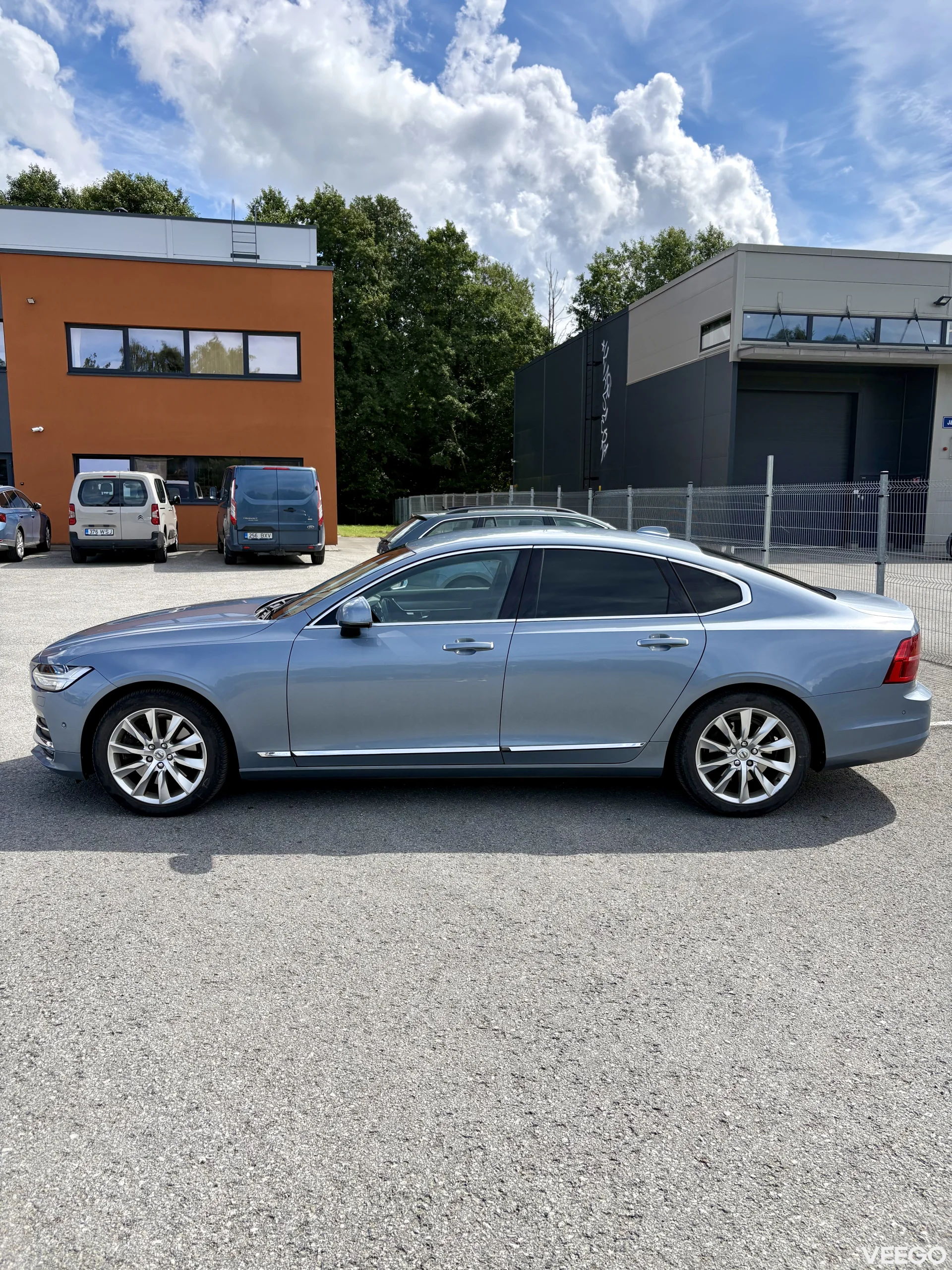 Volvo S90 2.0 173kW