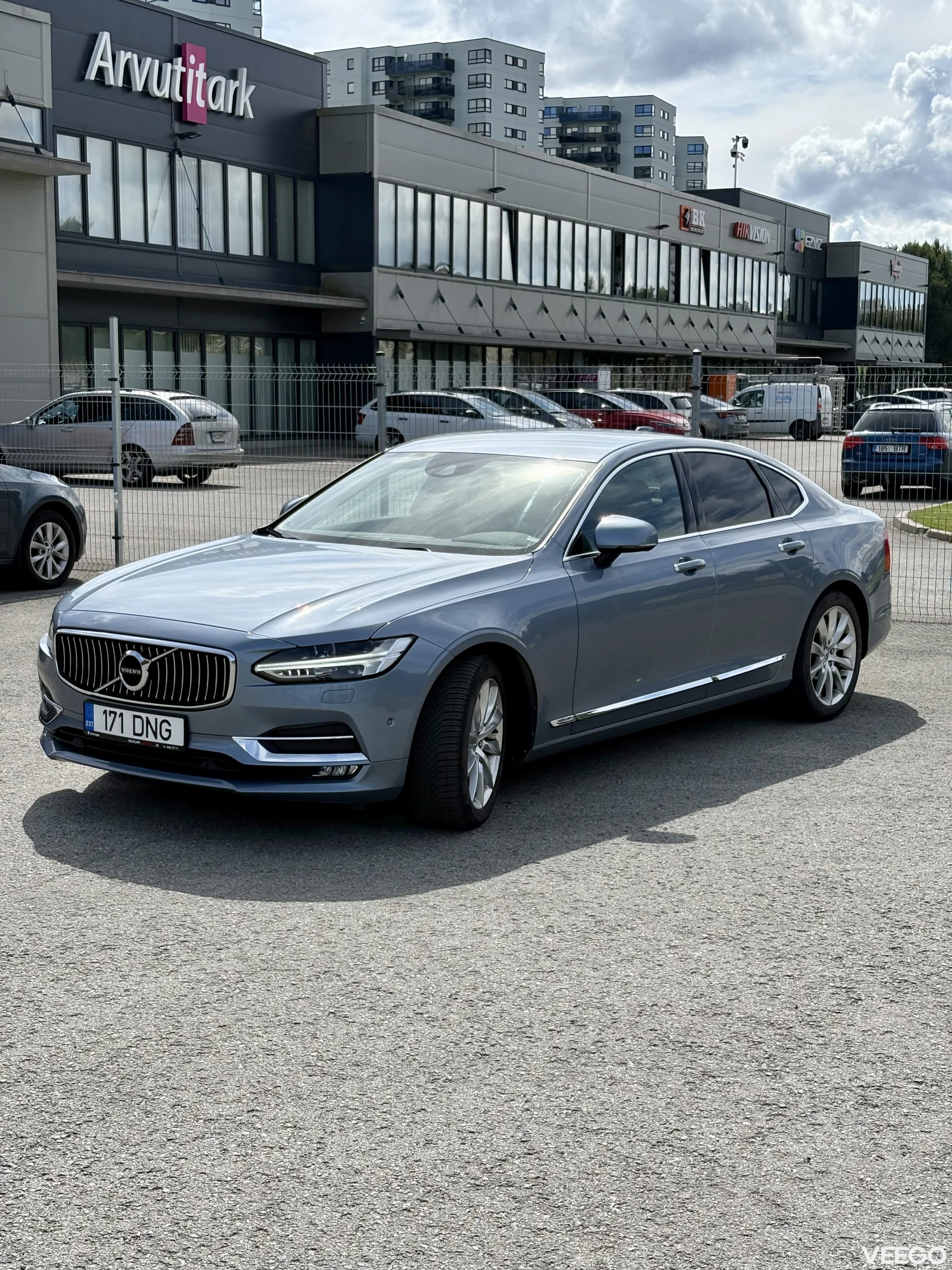 Volvo S90 2.0 173kW