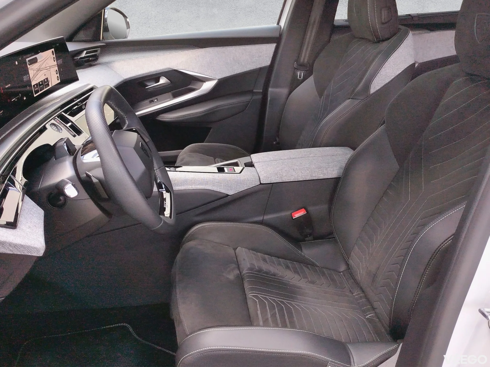 Peugeot 5008 GT Exclusive PHEV 225 e-DCS7 110kW