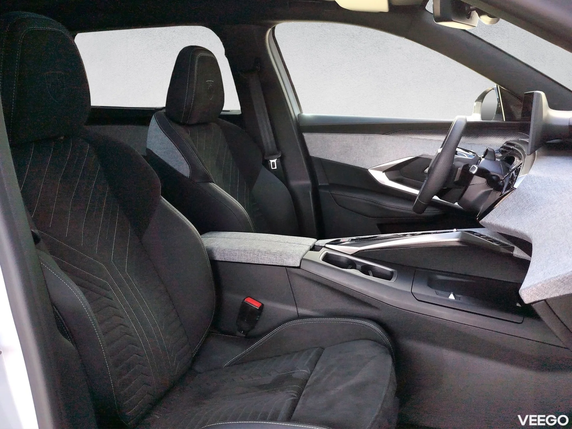Peugeot 5008 GT Exclusive PHEV 225 e-DCS7 110kW
