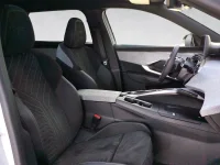 Peugeot 5008 GT Exclusive PHEV 225 e-DCS7 110kW thumbnail
