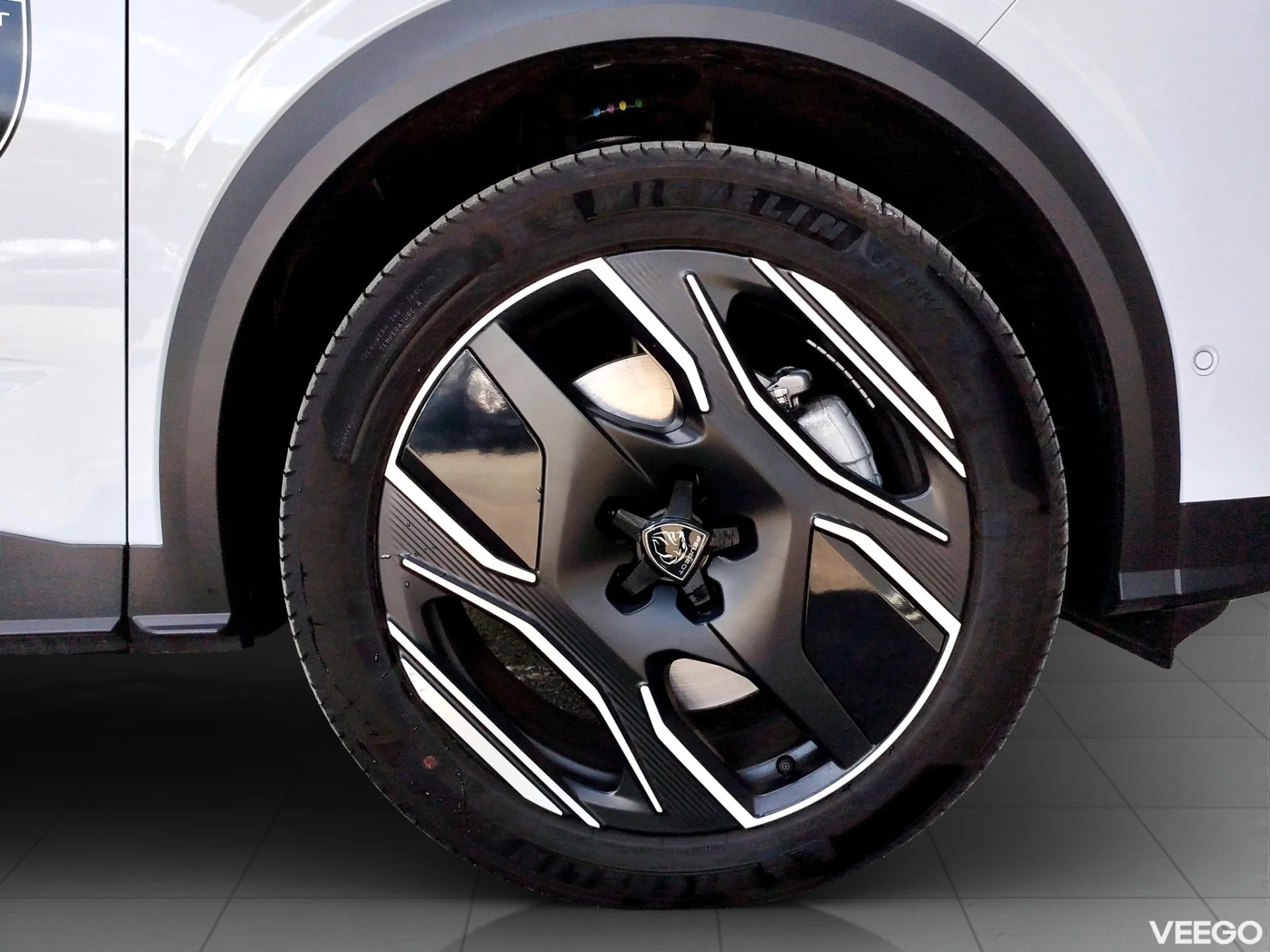 Peugeot 5008 GT Exclusive PHEV 225 e-DCS7 110kW