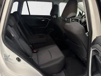 Toyota RAV4 Luxury + Comfort pakett 2 129kW thumbnail