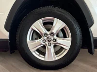 Toyota RAV4 Luxury + Comfort pakett 2 129kW thumbnail