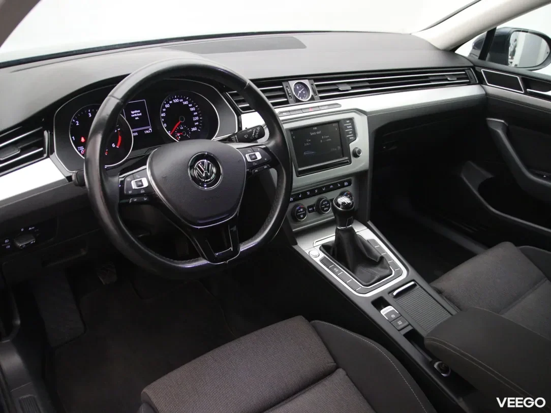 Volkswagen Passat 1.6 88kW