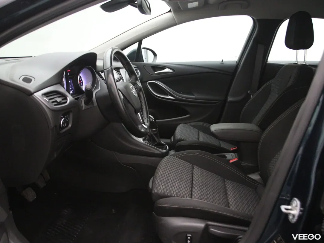 Opel Astra 1.6 81kW