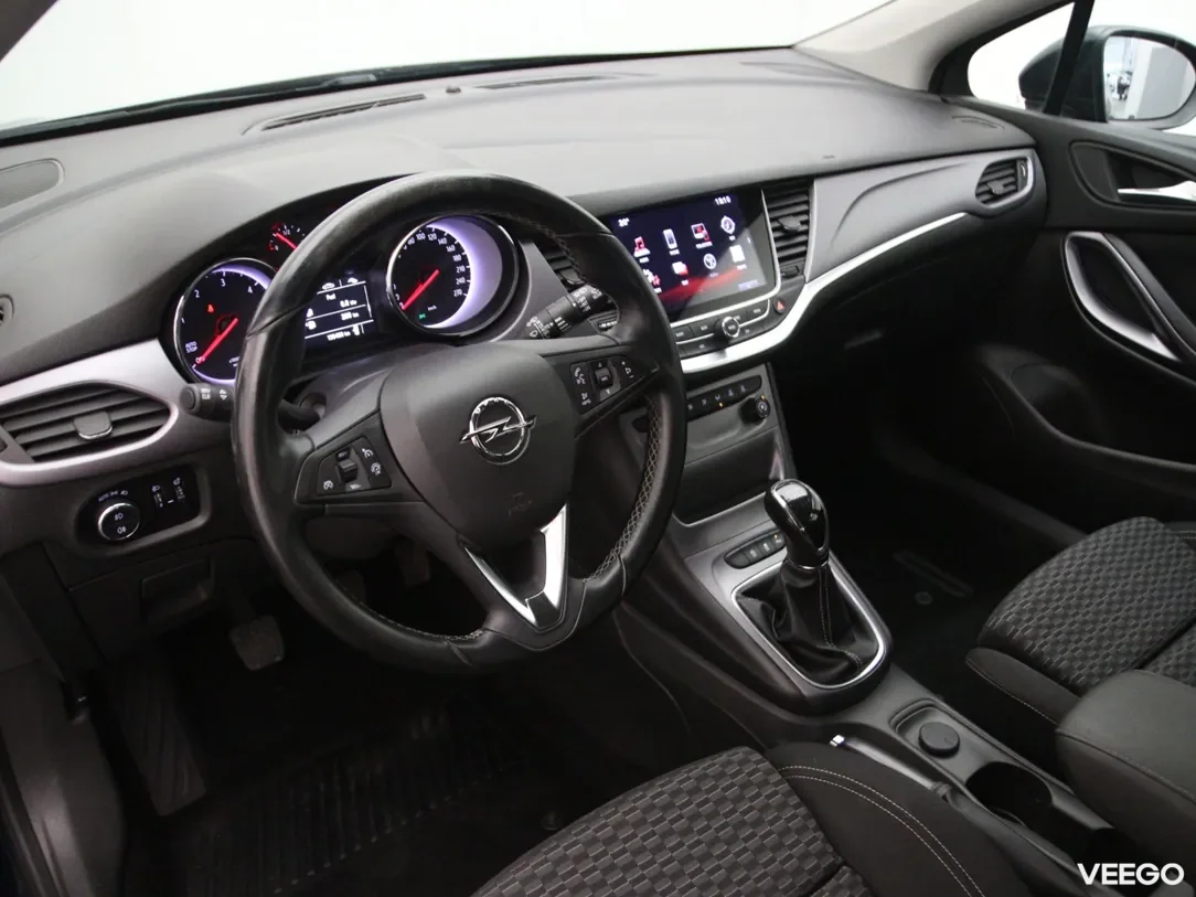 Opel Astra 1.6 81kW