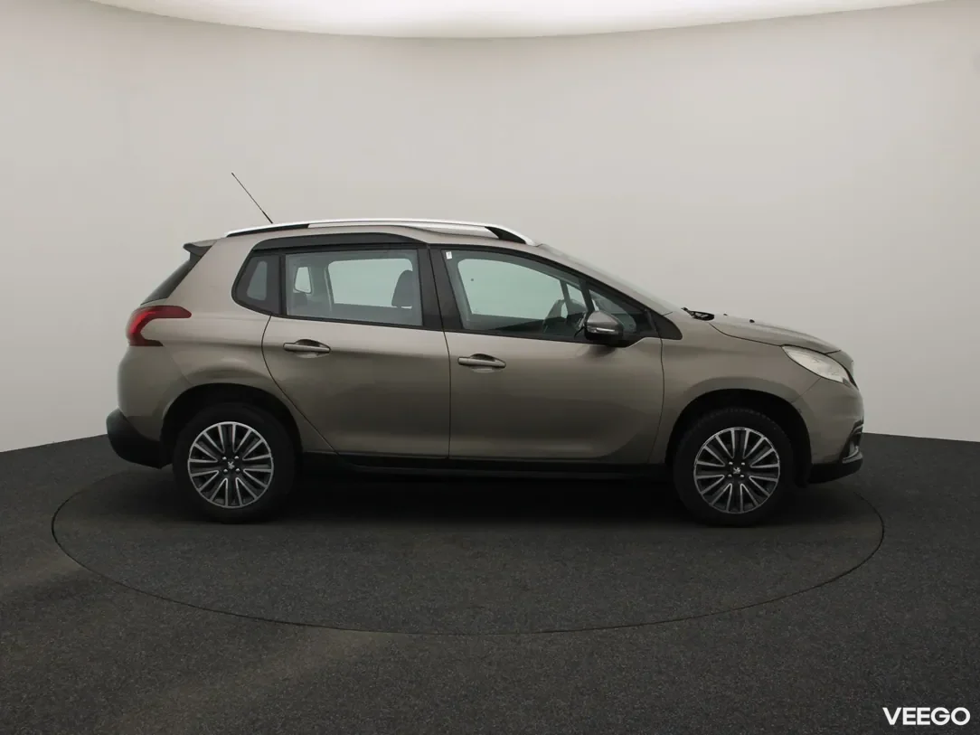 Peugeot 2008 1.2 81kW