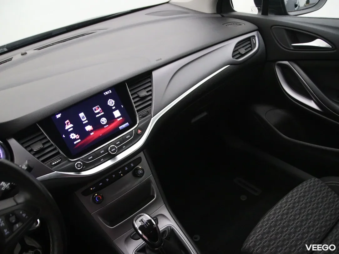 Opel Astra 1.6 81kW