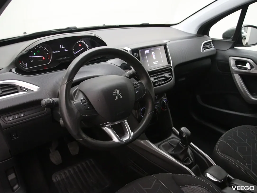 Peugeot 2008 1.2 81kW