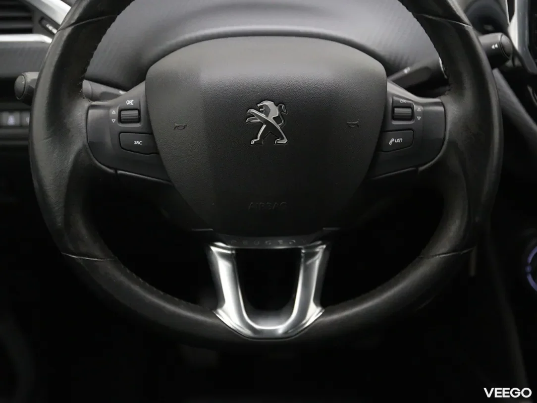 Peugeot 2008 1.2 81kW