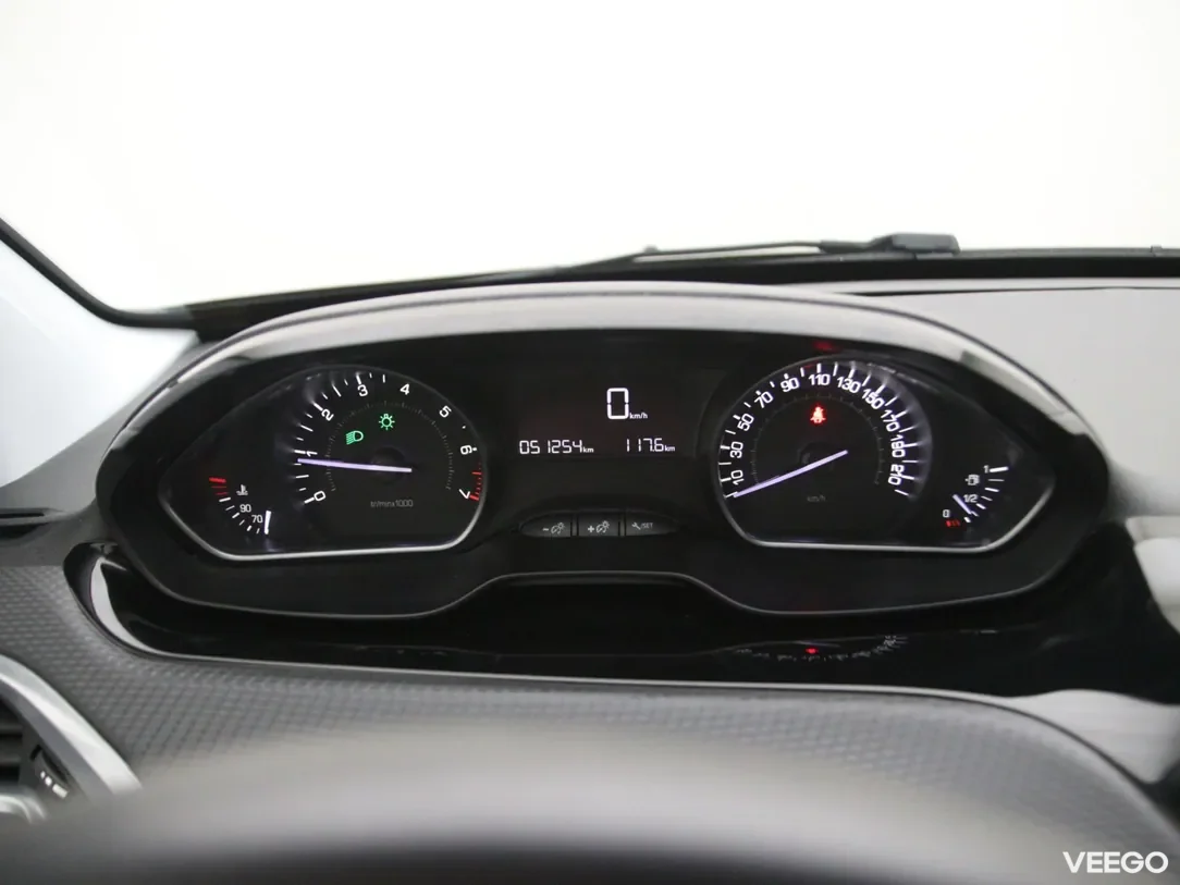 Peugeot 2008 1.2 81kW