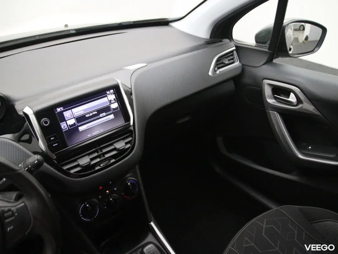 Peugeot 2008 1.2 81kW
