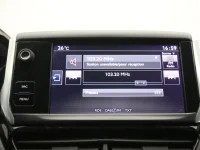 Peugeot 2008 1.2 81kW thumbnail