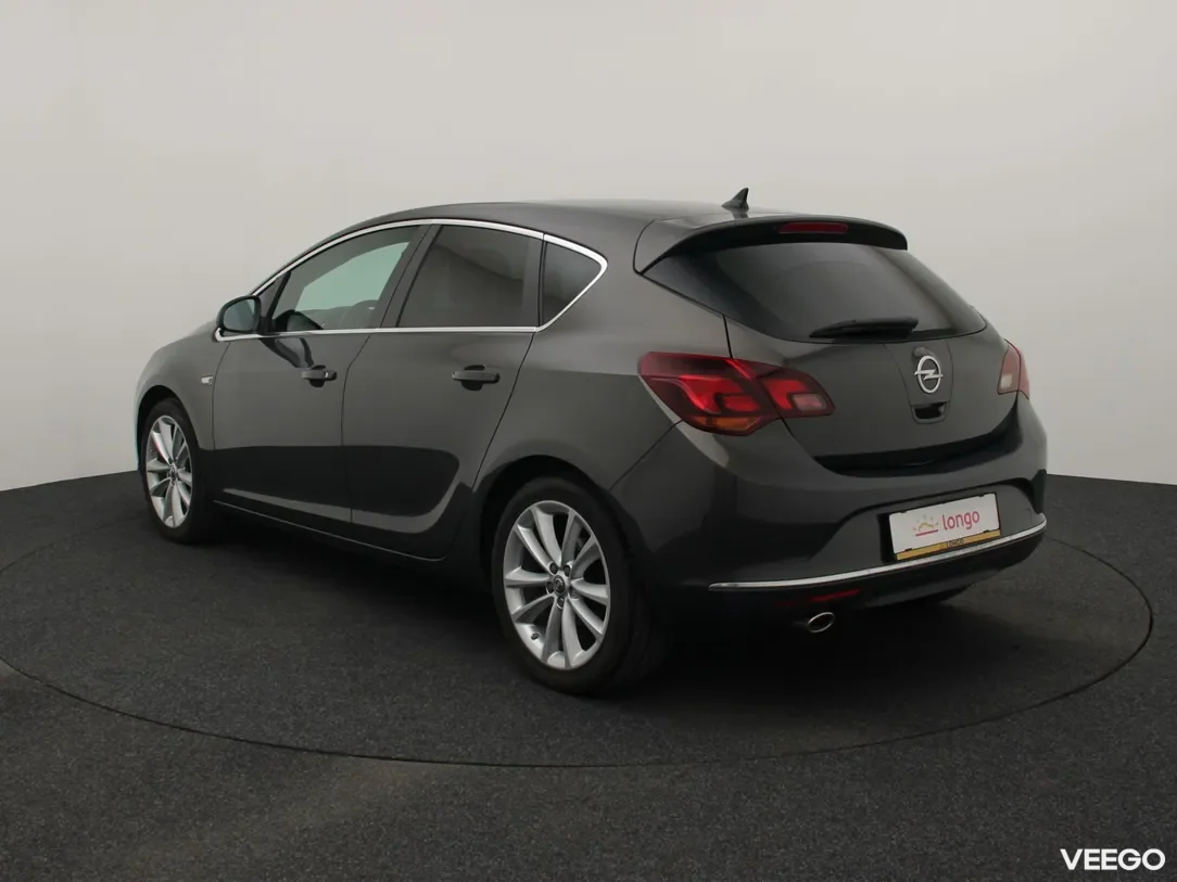 Opel Astra 1.4 103kW