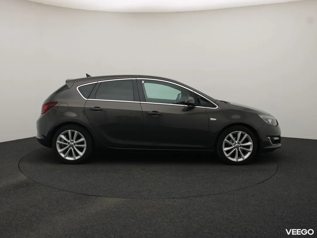 Opel Astra 1.4 103kW