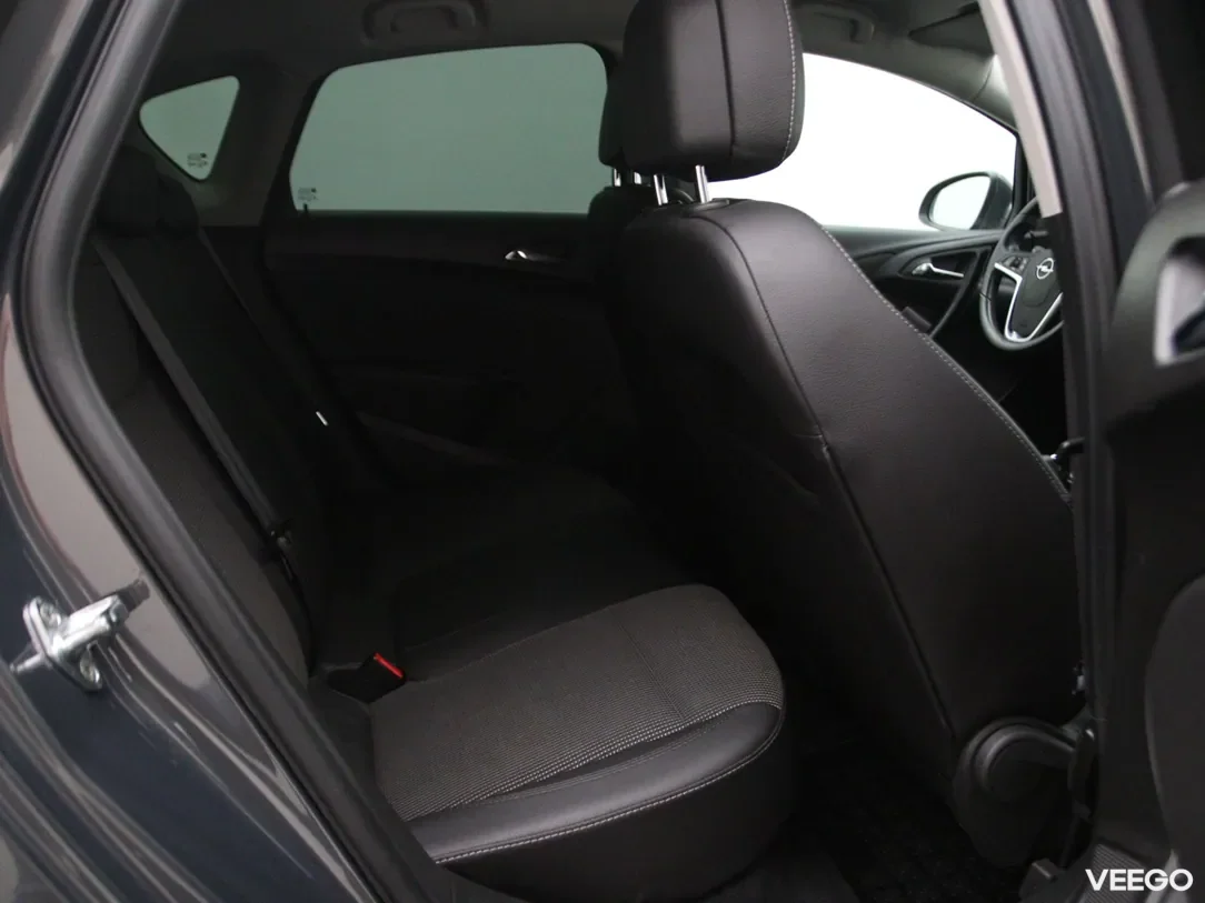 Opel Astra 1.4 103kW