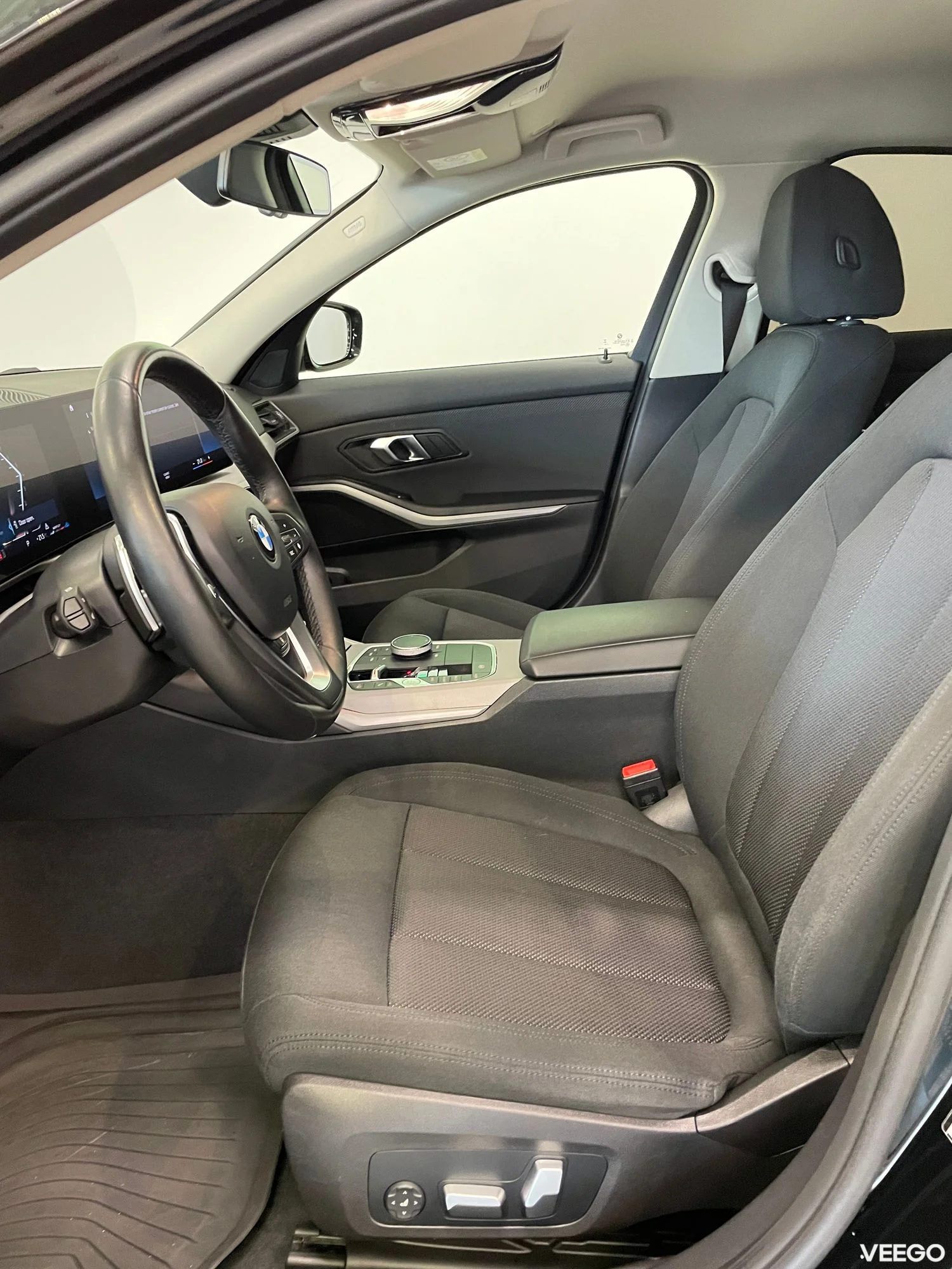 BMW 318 i 2 115kW