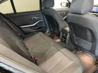 BMW 318 i 2 115kW thumbnail