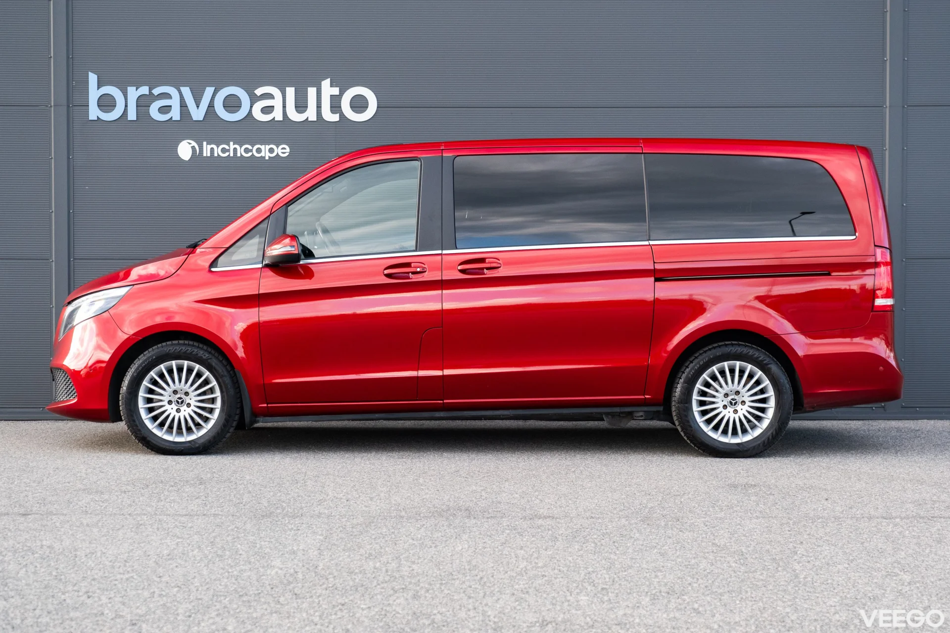 Mercedes-Benz V250 d 4Matic Avantgarde Long N1 2 140kW