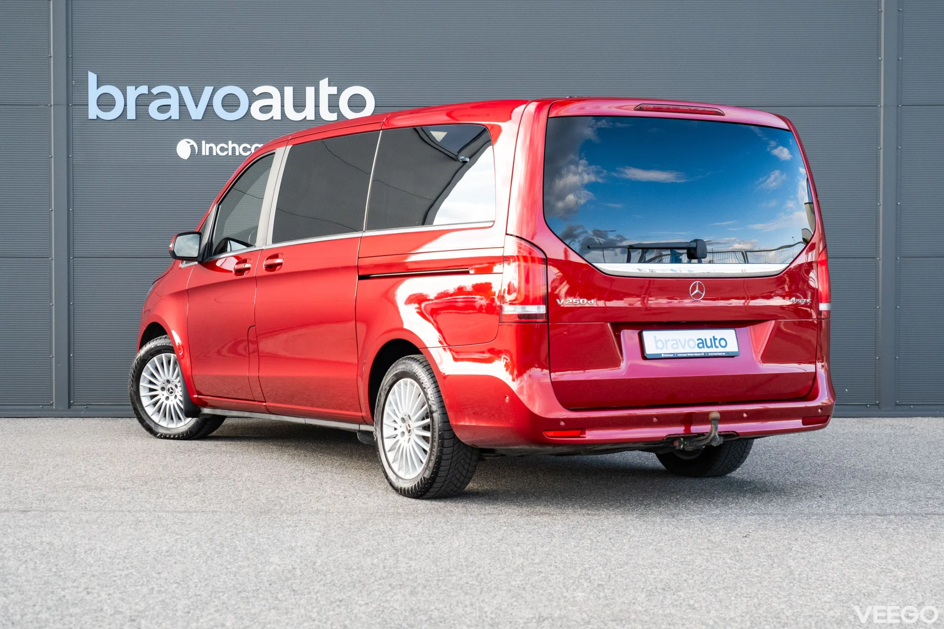 Mercedes-Benz V250 d 4Matic Avantgarde Long N1 2 140kW