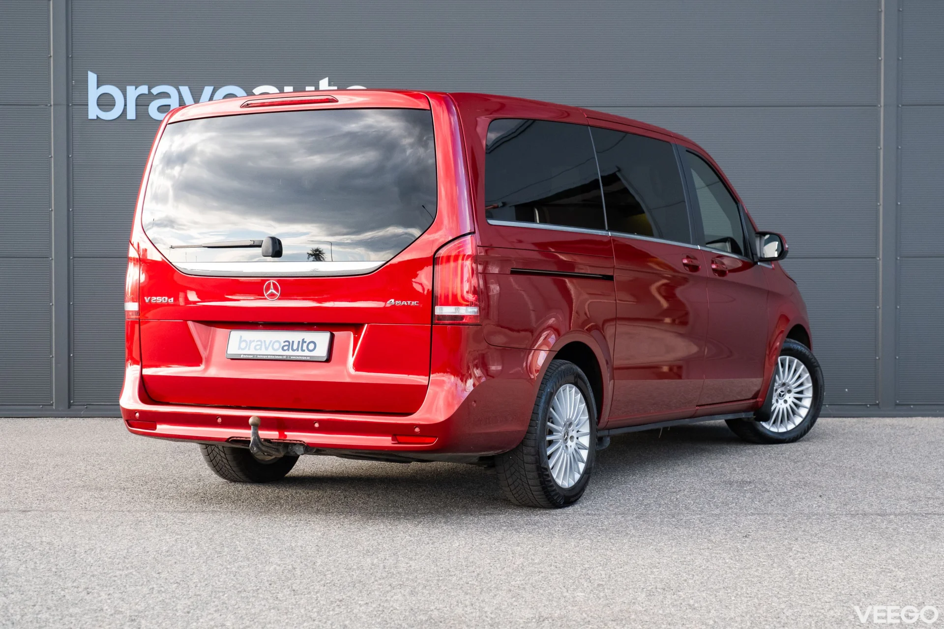 Mercedes-Benz V250 d 4Matic Avantgarde Long N1 2 140kW