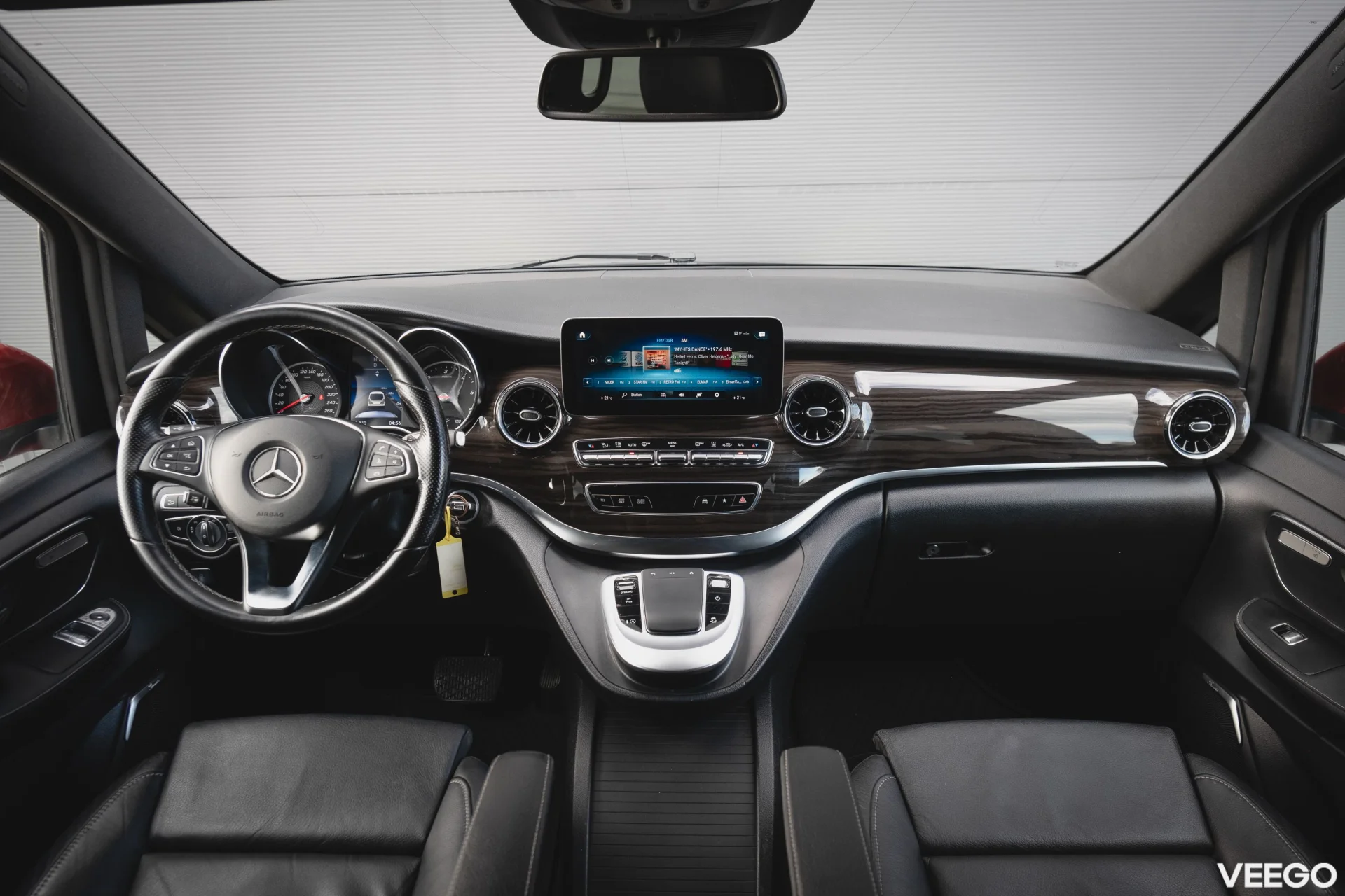 Mercedes-Benz V250 d 4Matic Avantgarde Long N1 2 140kW