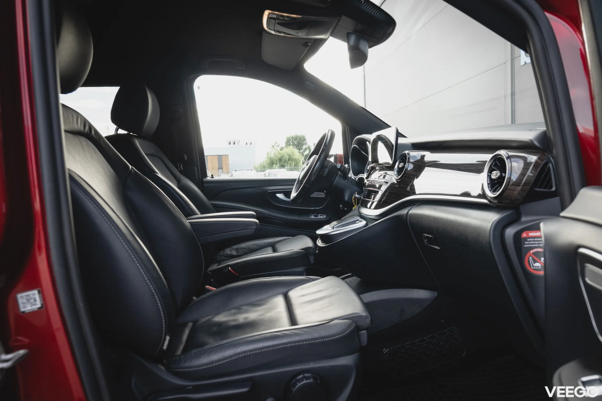 Mercedes-Benz V250 d 4Matic Avantgarde Long N1 2 140kW
