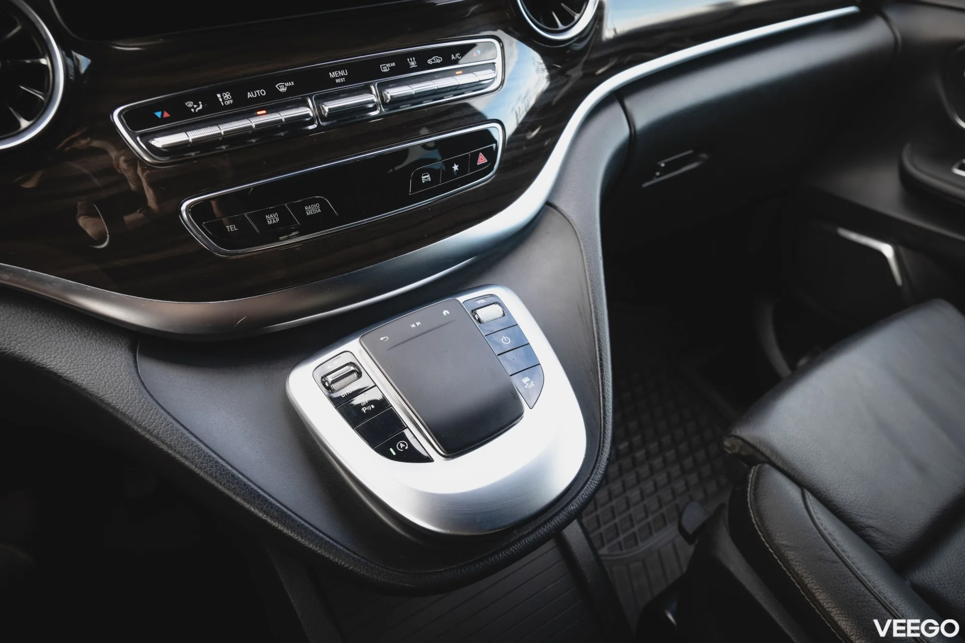 Mercedes-Benz V250 d 4Matic Avantgarde Long N1 2 140kW