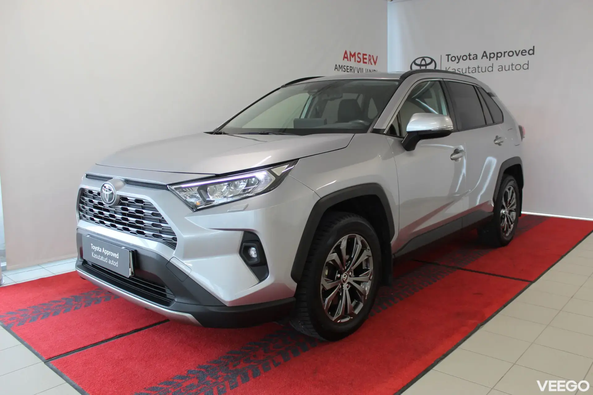 Toyota RAV4 Luxury Plus AWD 2 129kW