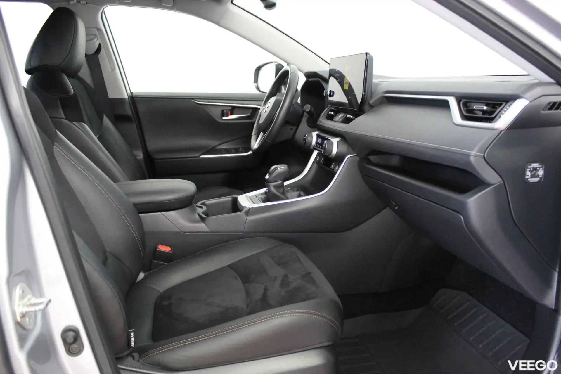 Toyota RAV4 Luxury Plus AWD 2 129kW