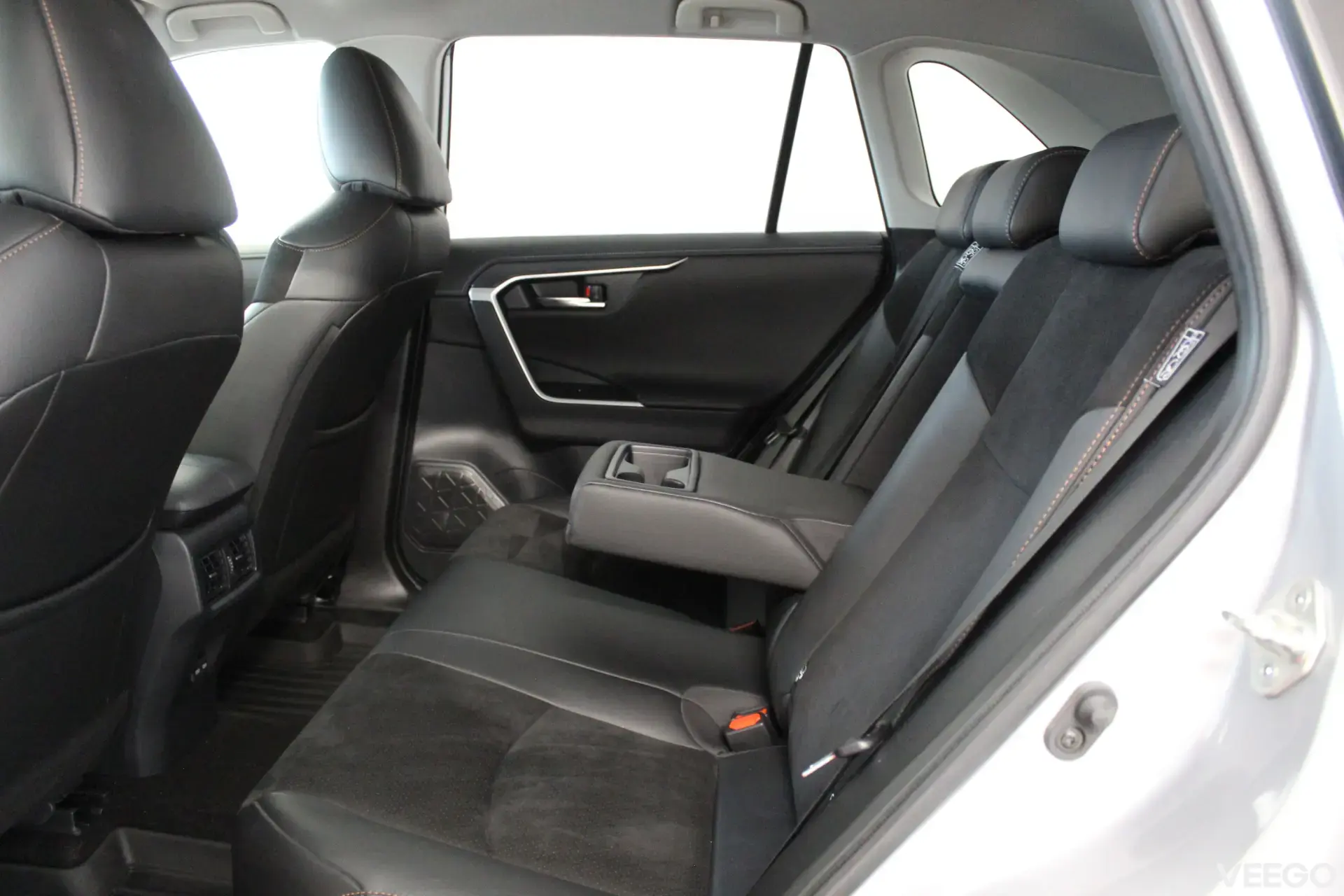 Toyota RAV4 Luxury Plus AWD 2 129kW