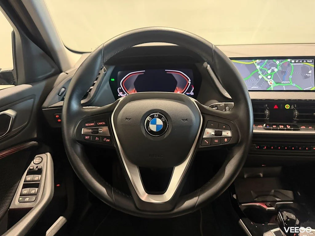BMW 118 Sport line HUD Steptronic Adpt Farth 0kW