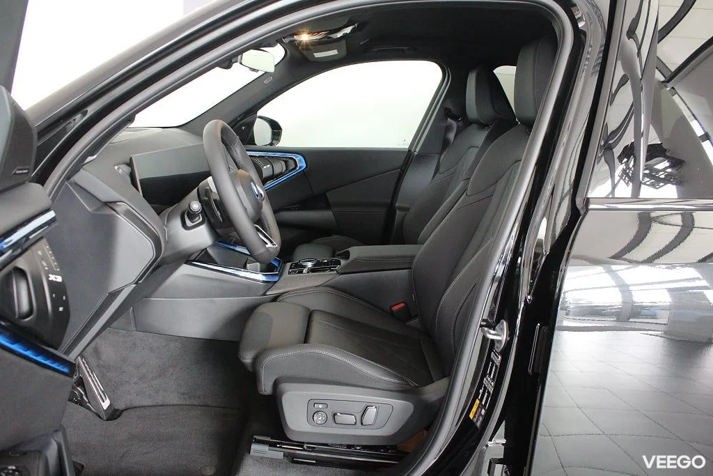 BMW X3 30e xDrive M Sport 20" H/K Drag Rattvärme ComfortAccess 0kW